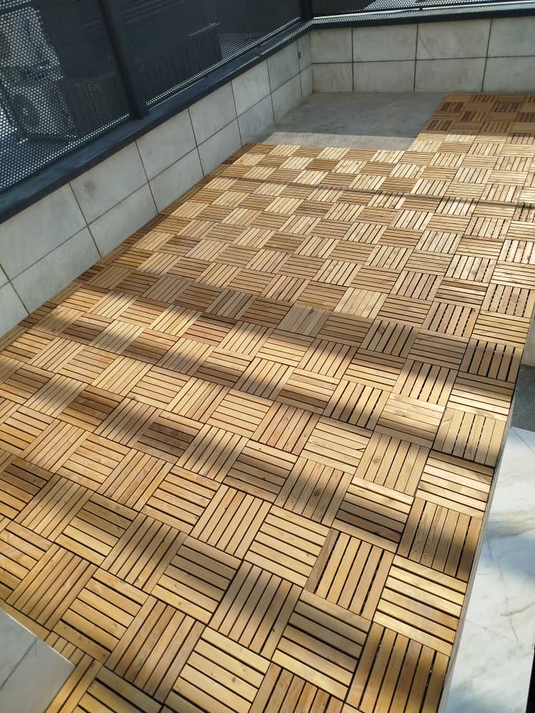 نصب چوب کف ضدآب ترمو آلاچیق