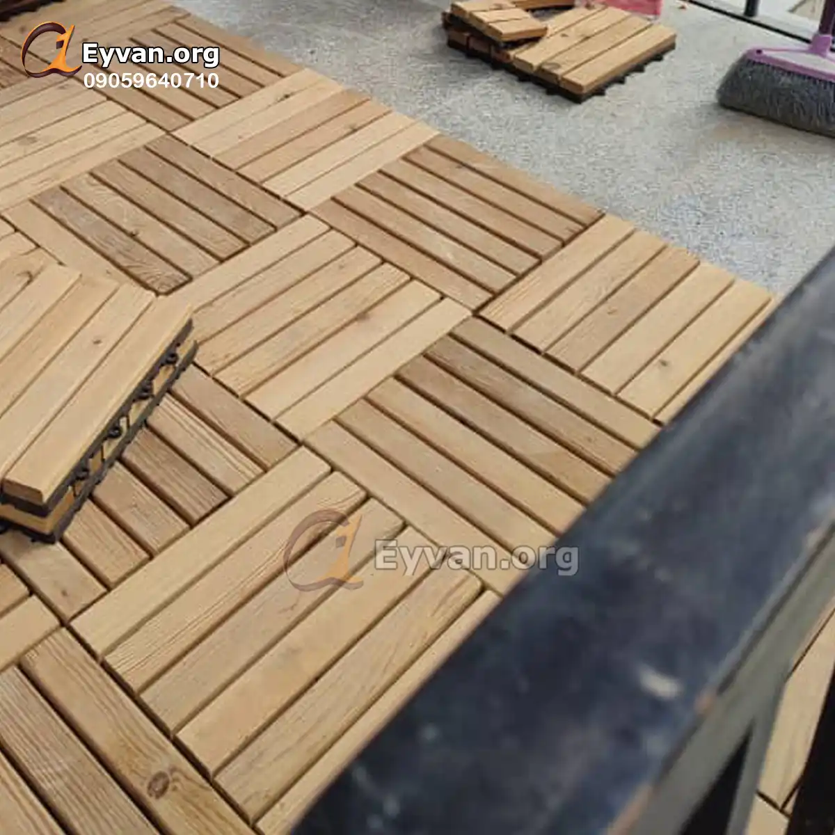 نصب چوب ضدآب کف تراس