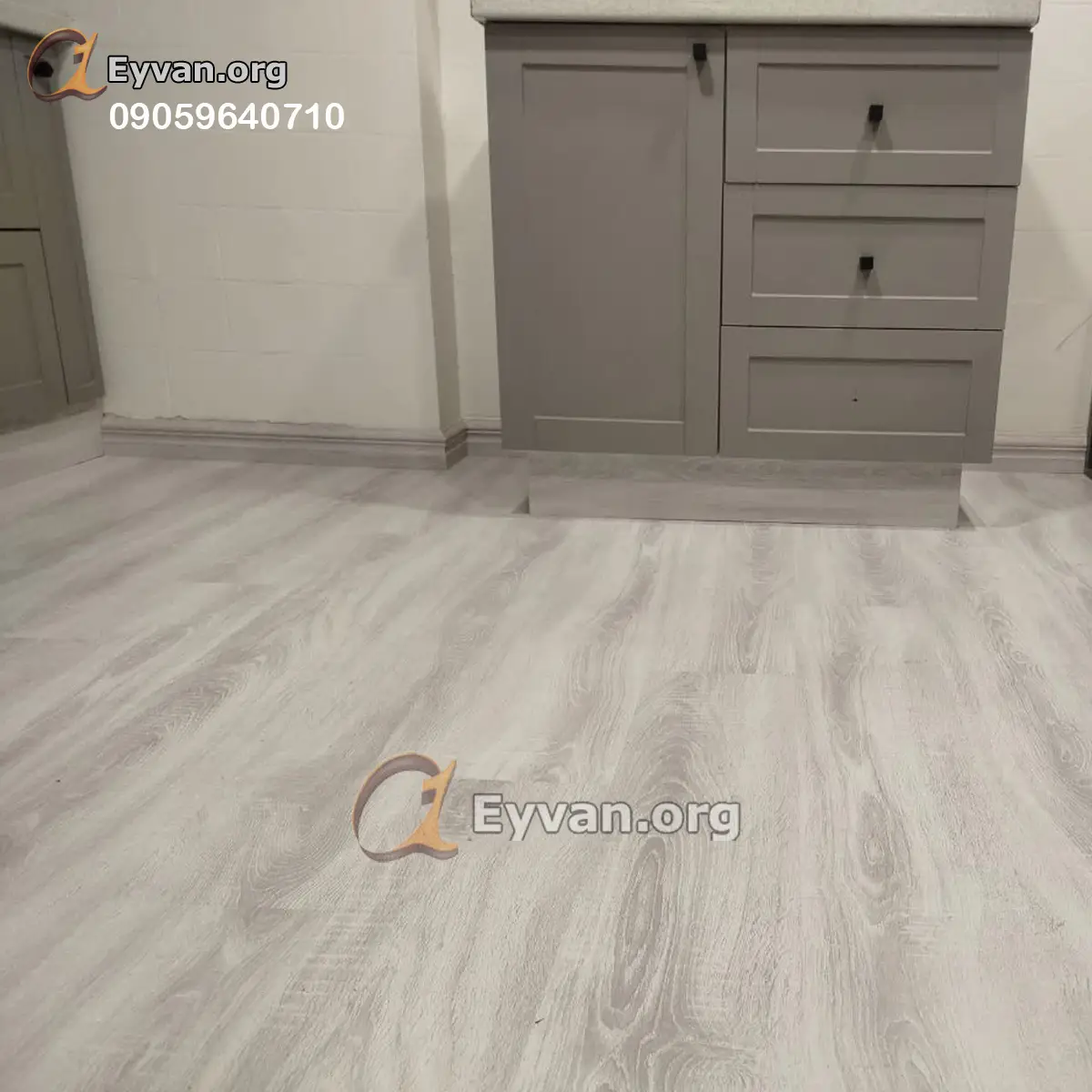 نصب قرنیز و پارکت لمینت 300 آشپزخانه