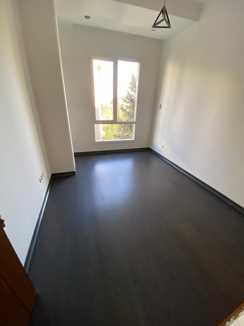 نمونه نصب پارکت لمینت تیره